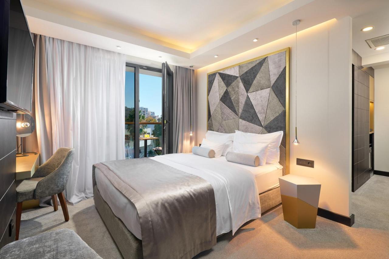 Standard Double or Twin Room with Balcony - Free Parking,1087413952:JPEG