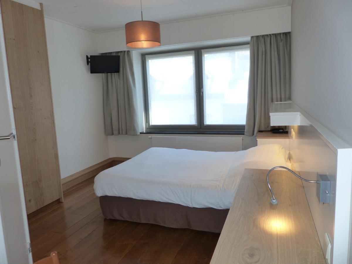 Double Room Shower