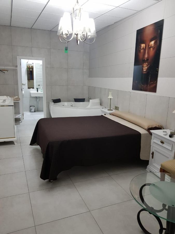 Queen Suite Spa Bath,1133017785:JPEG