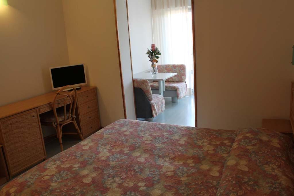 Superior Double Room,1088127619:JPEG