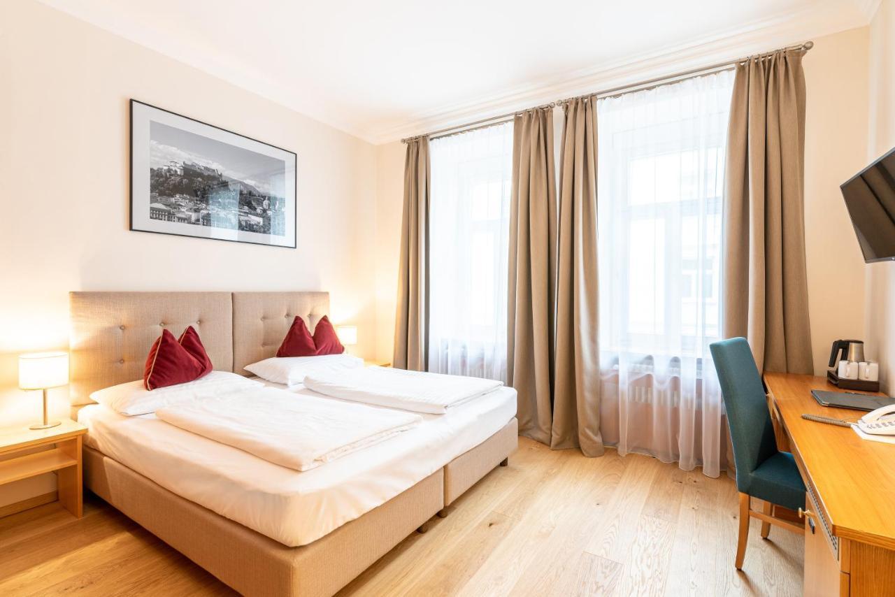 Double Room,843671978:JPEG