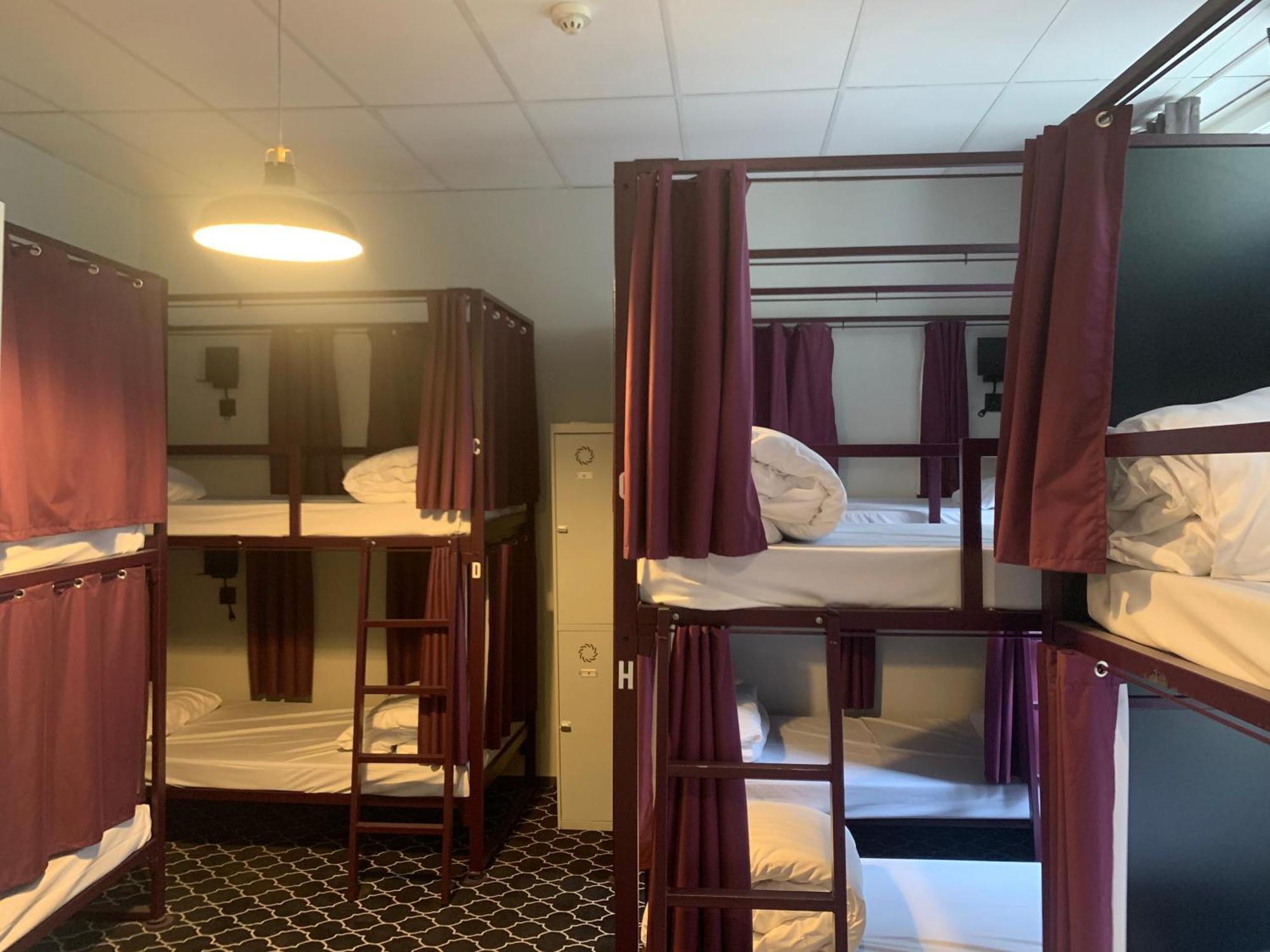 Bed 10-Bed Mixed Dorm Ensuite