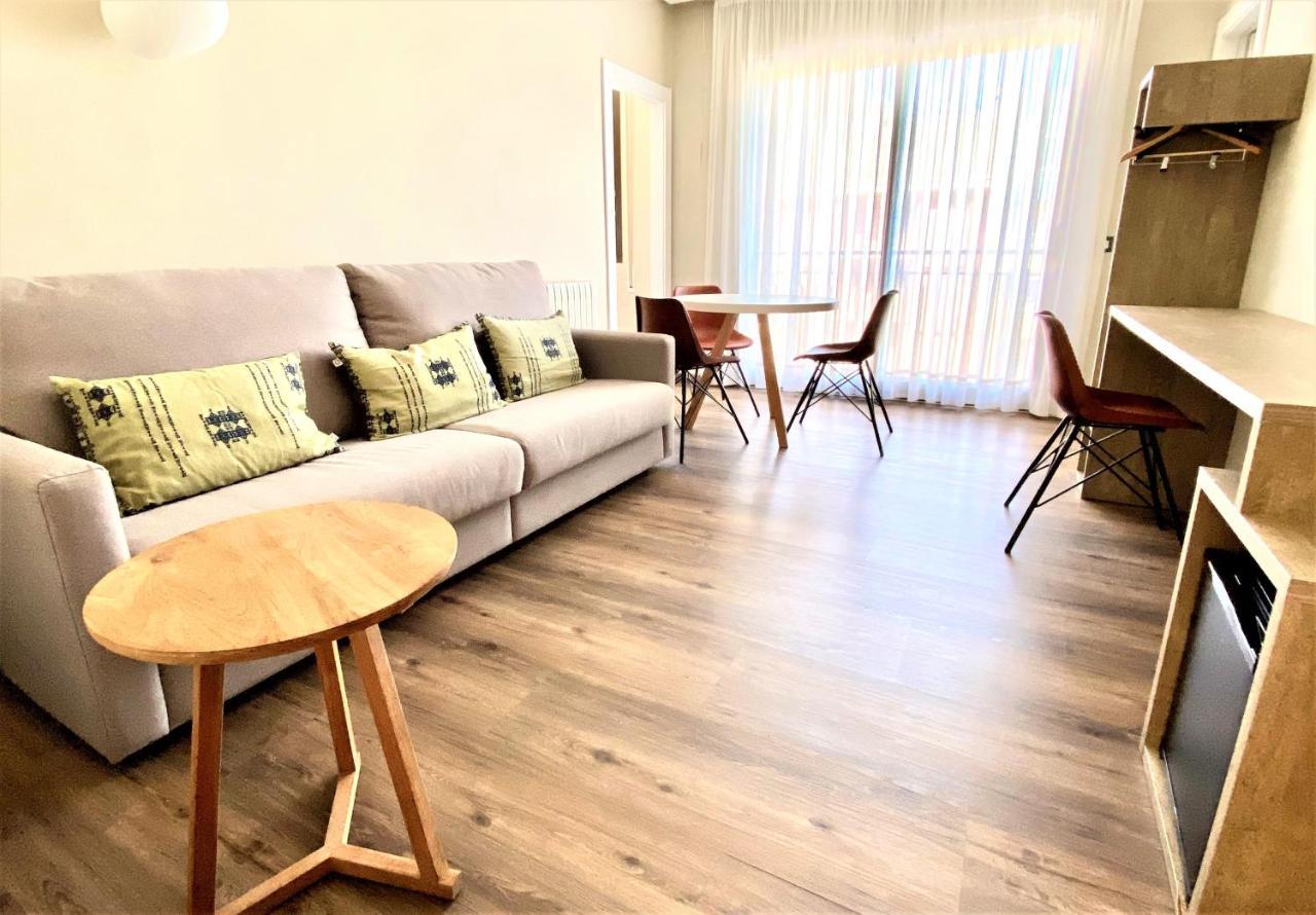 One-Bedroom Apartment,63106081:JPEG