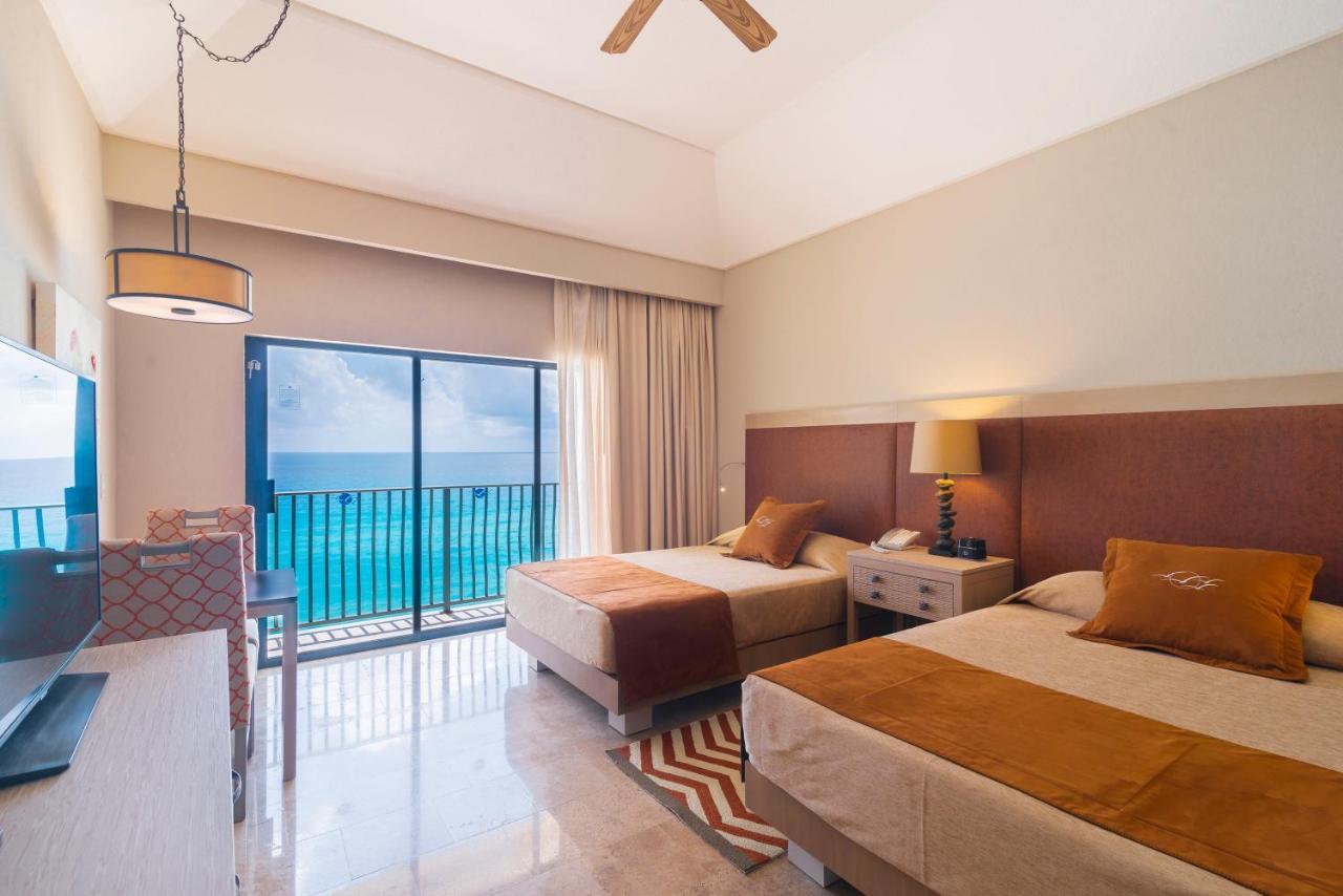 Junior Suite BeachFront,1089074104:JPEG