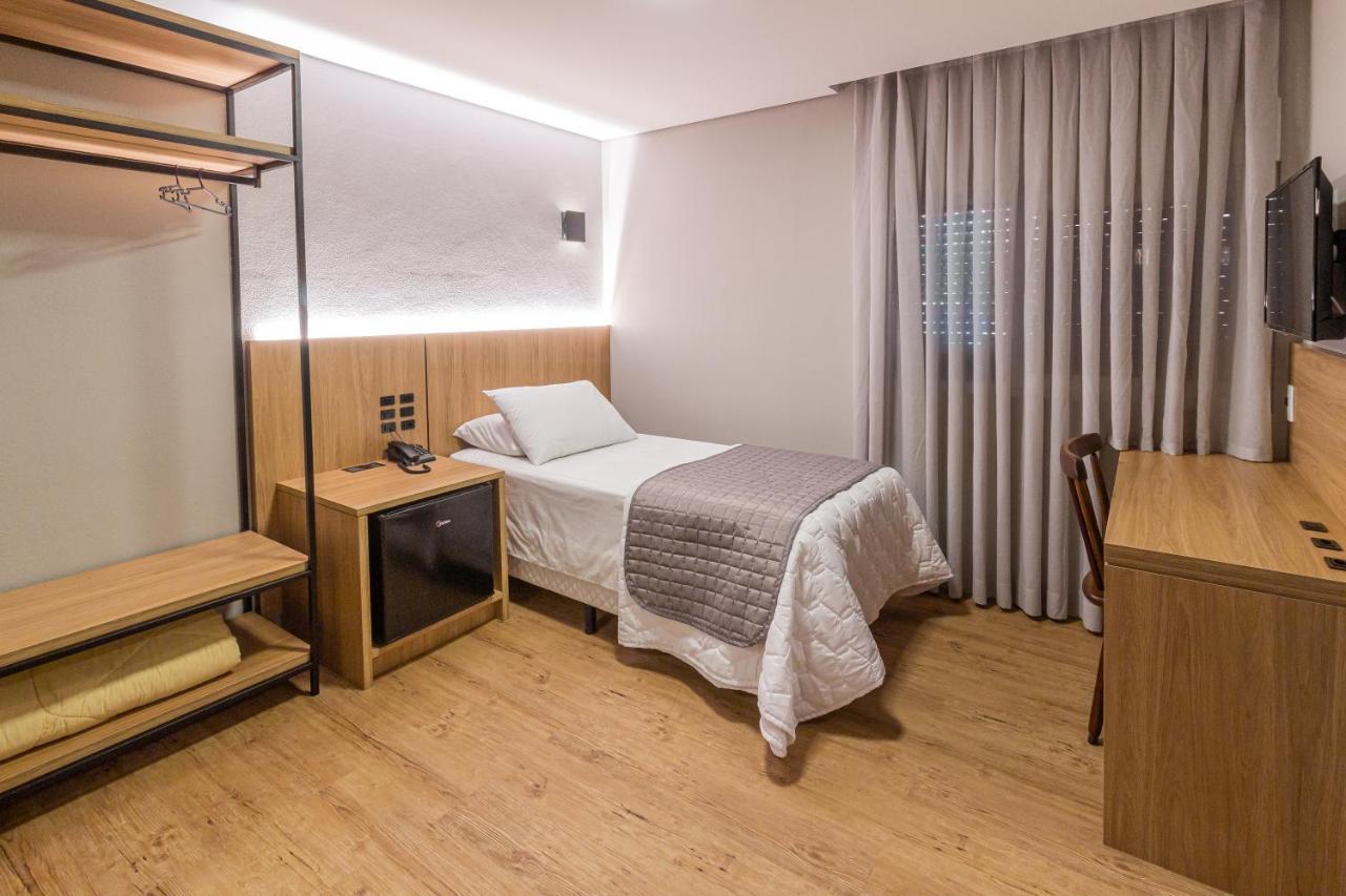 Single Room,1089164242:JPEG