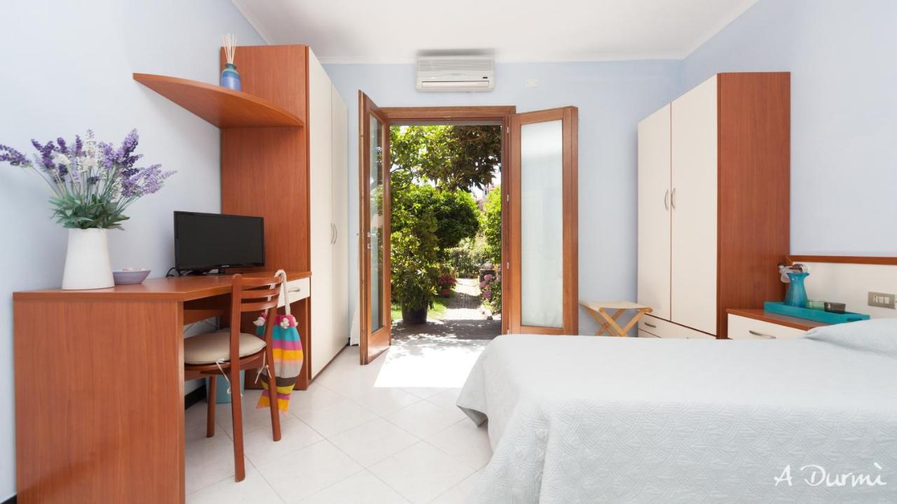 Double or Twin Room Garden View