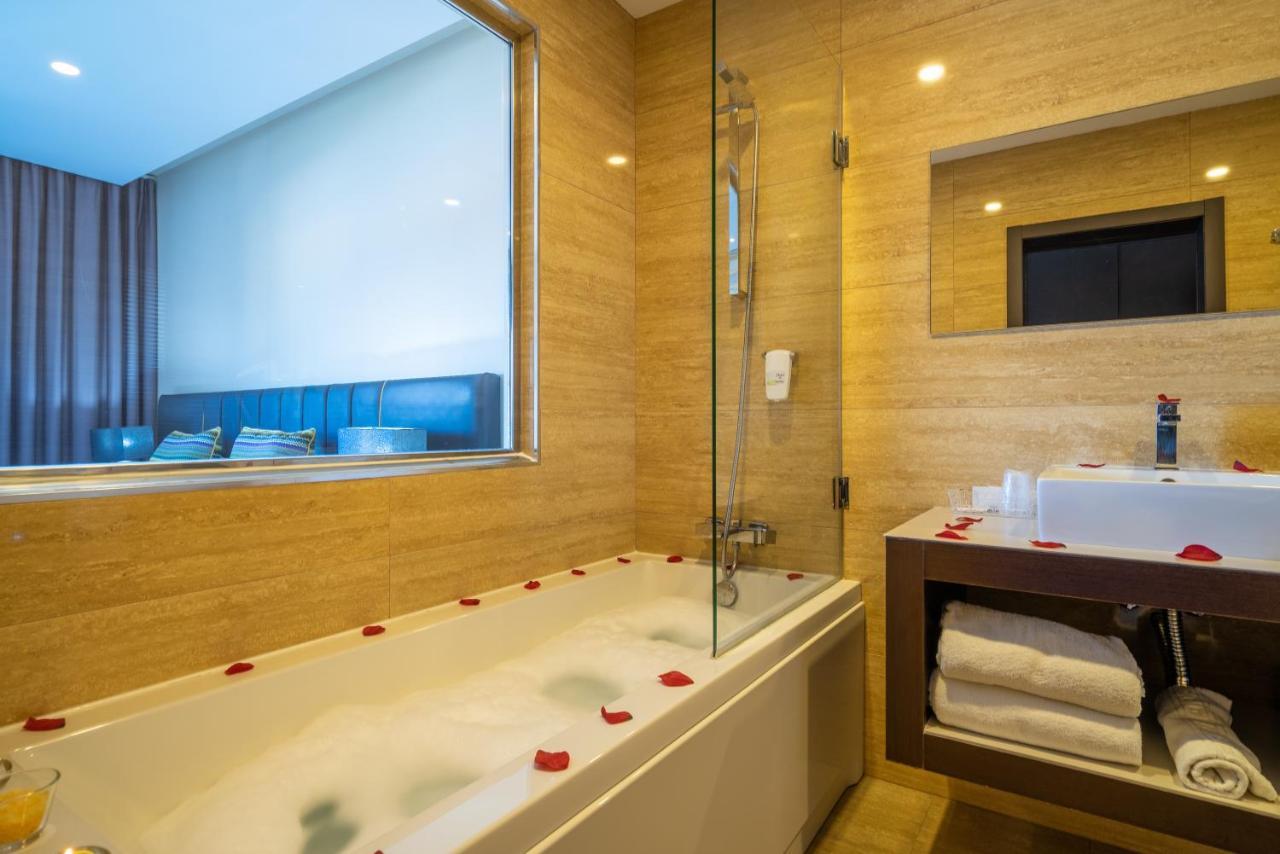 Double Room Spa Bath
