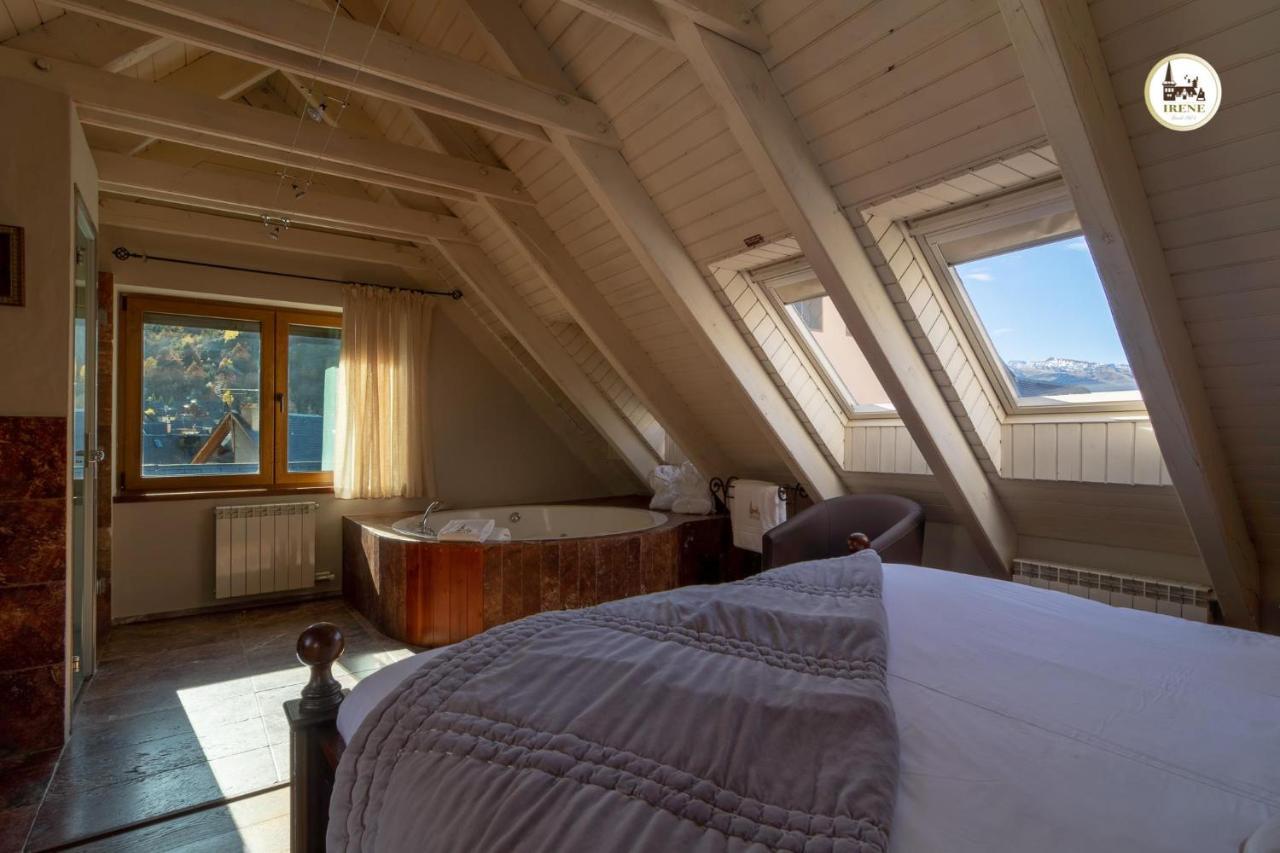 Suite Spa Bath
