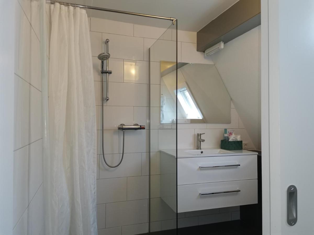 Single Room Private Bathroom
