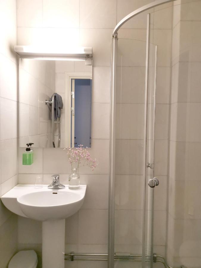 Single Room,1089631918:JPEG