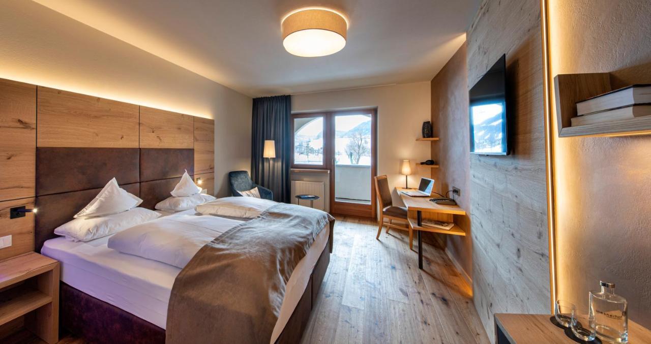 Double Room with Balcony,1113865395:JPEG