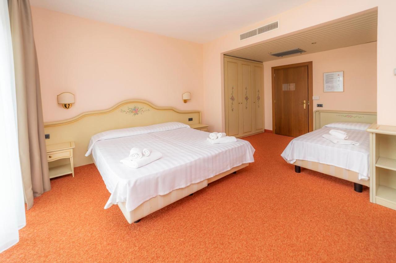 Triple Room,1090156695:JPEG
