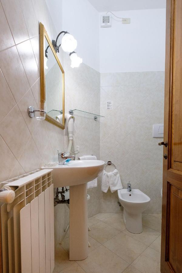 Double or Twin Room Garden View