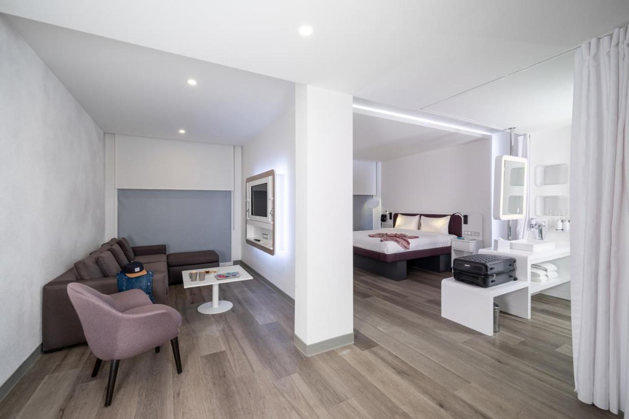 First Class King Junior Suite