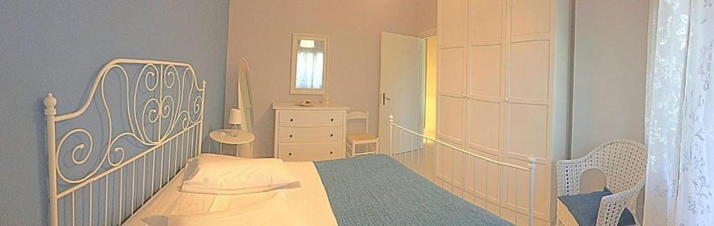 Appartamento con 1 Camera da Letto - Dependance