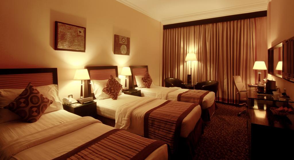 Standard Triple Room,698104995:JPEG