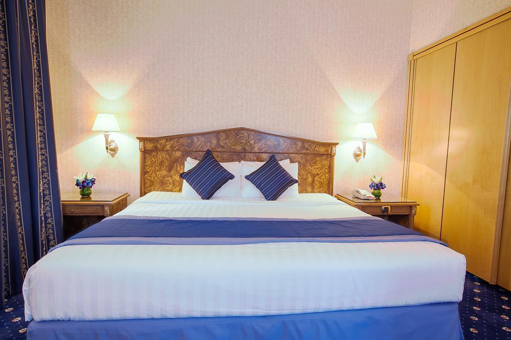 One Bedroom Falcon Suite