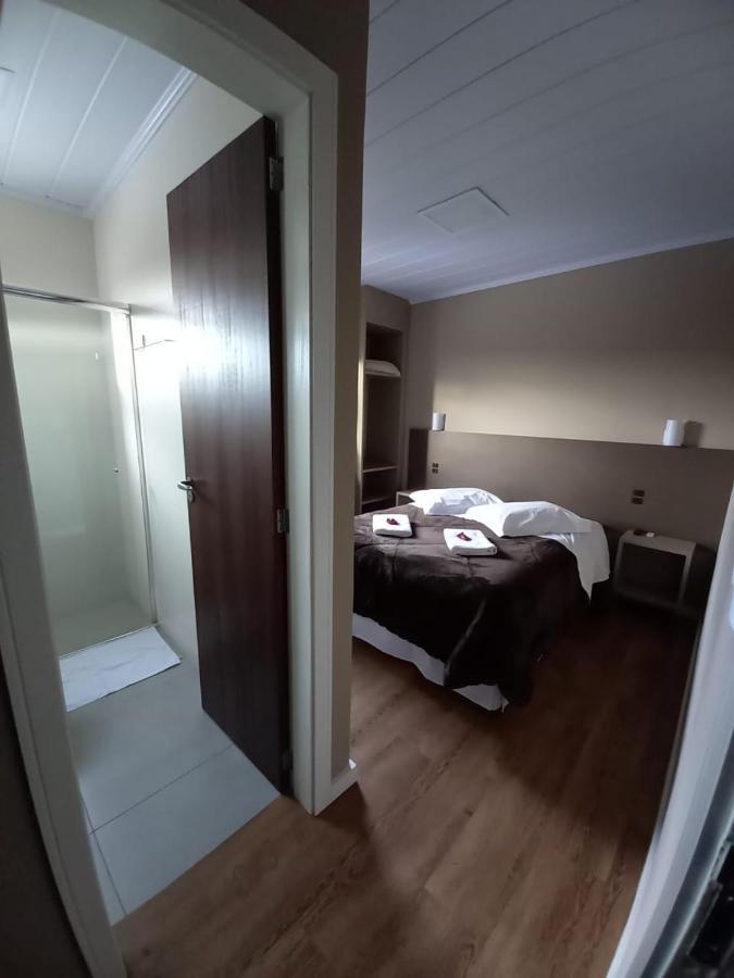 Suite,1092261456:JPEG