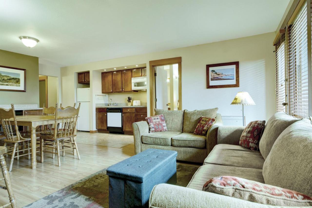 One-Bedroom Suite