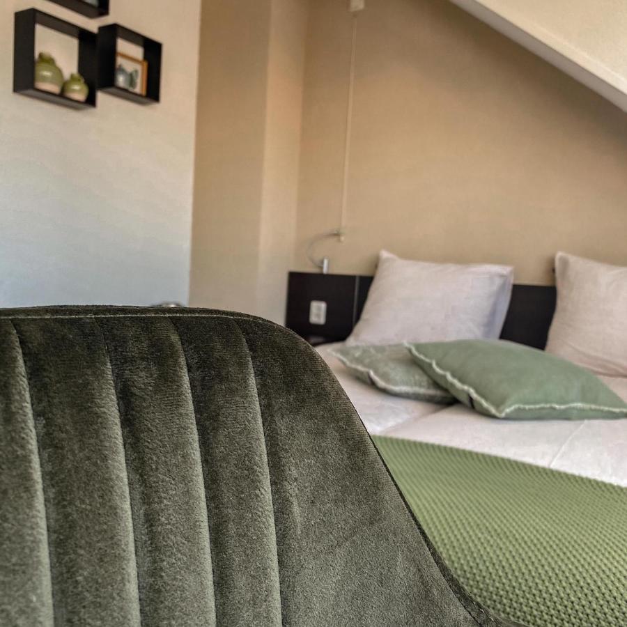 Standard Twin Room,1092073158:JPEG