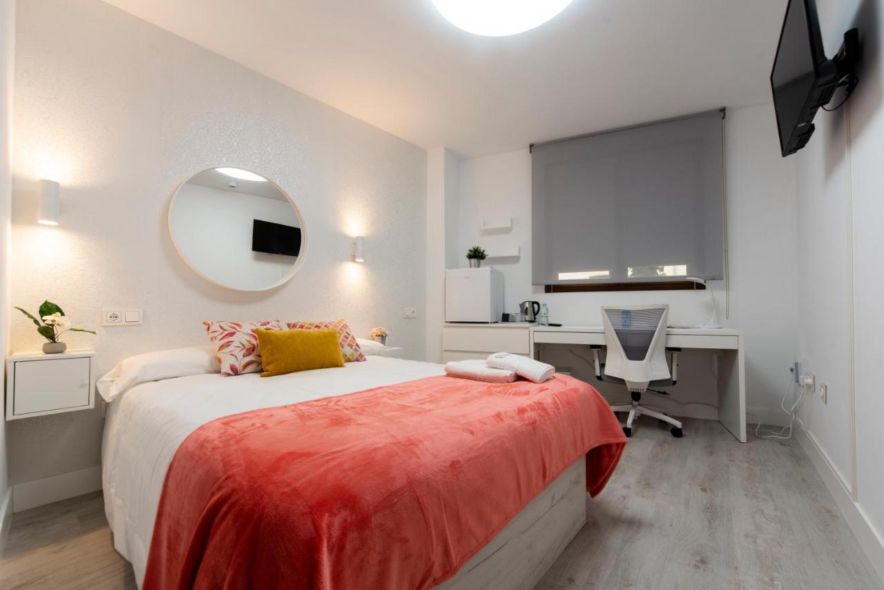 Standard Double Room,1093936041:JPEG