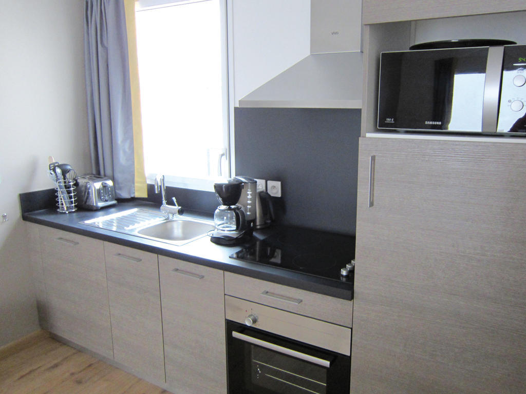 One-Bedroom Apartment,700838938:JPEG