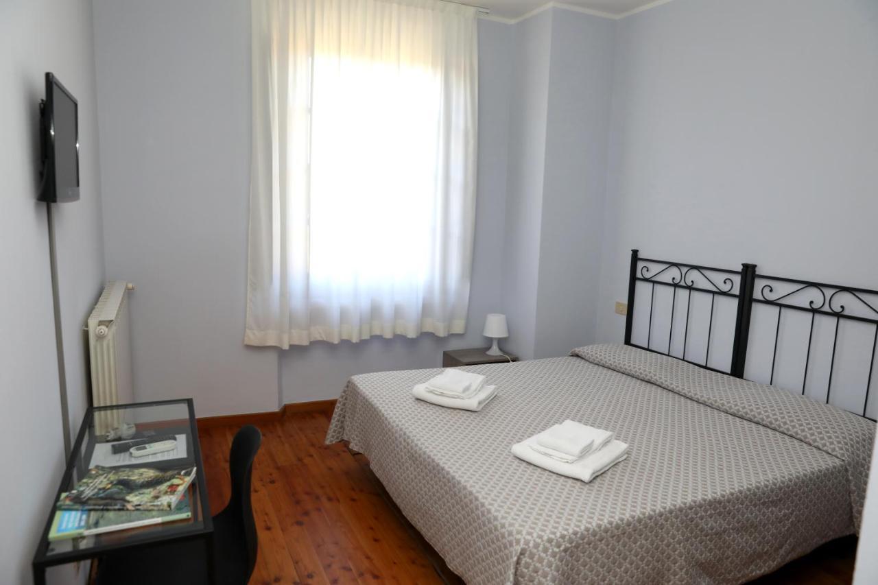 Triple Room,1099096350:JPEG