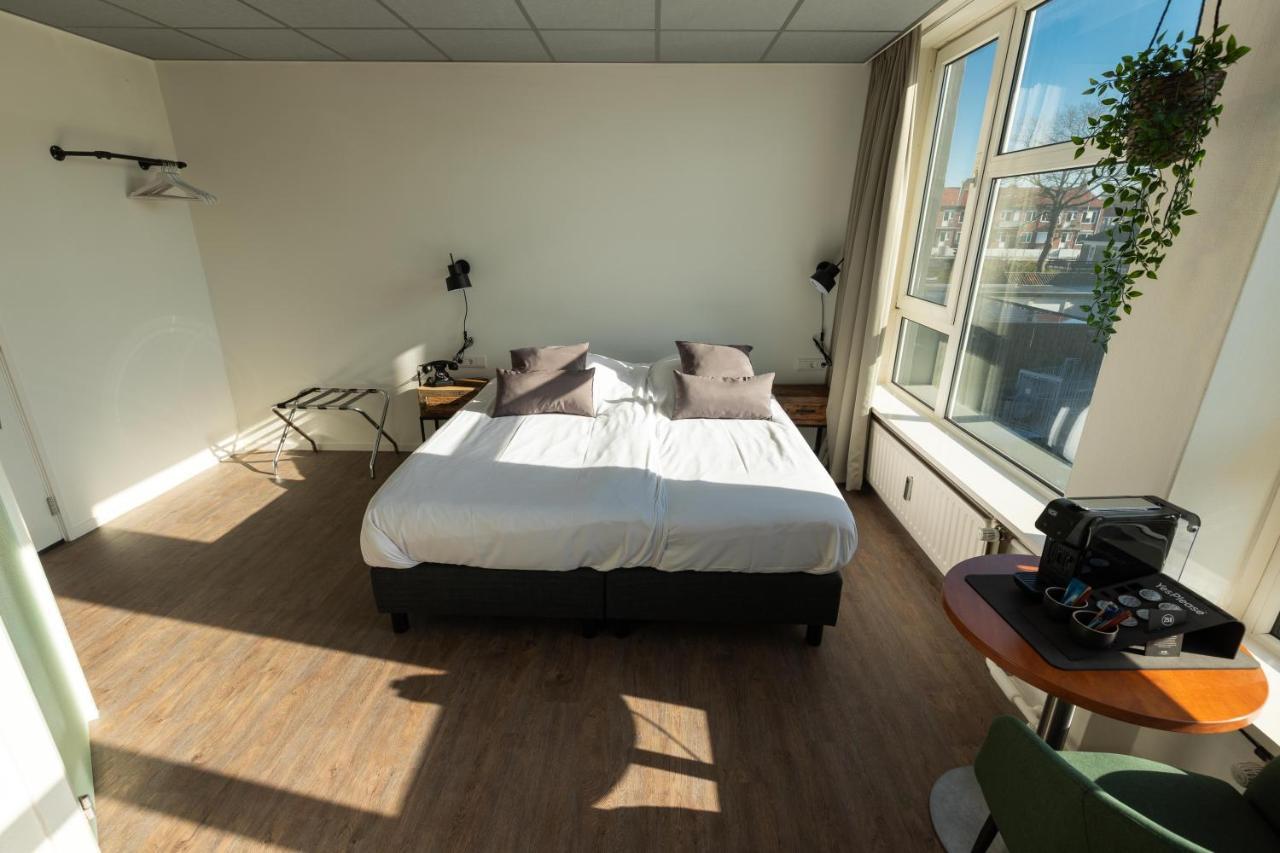 Large Twin Room