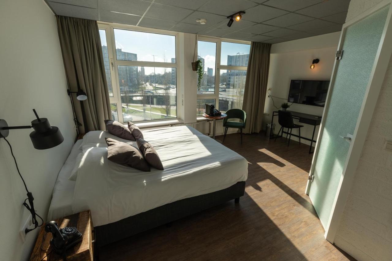 Large Twin Room