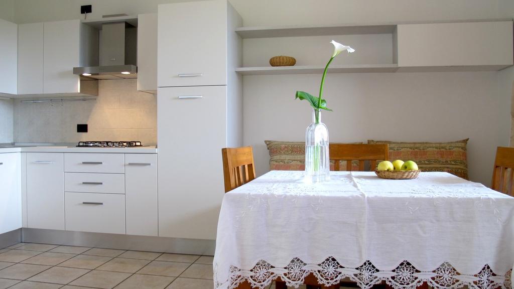 One-Bedroom Apartment,762122674:JPEG