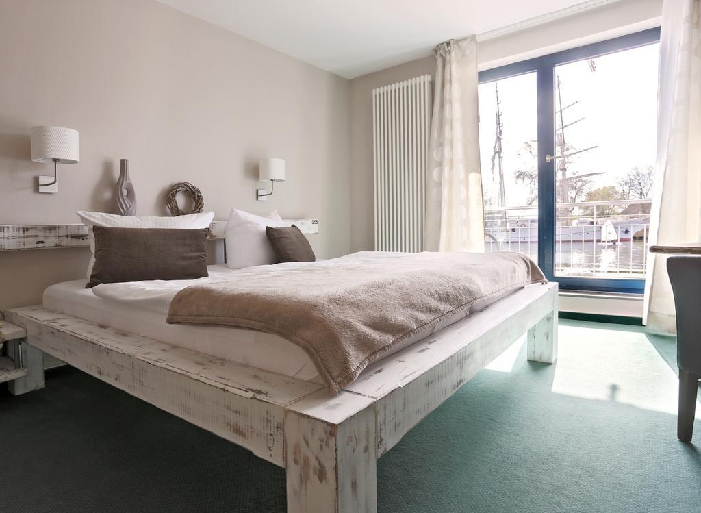 Standard Double Room,109849638:JPEG
