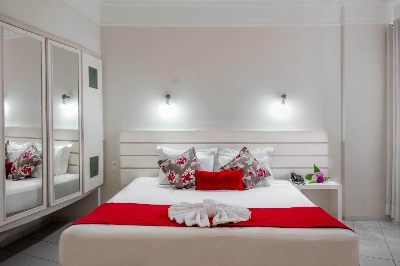 Deluxe Double or Twin Room Spa Bath,1098162693:JPEG