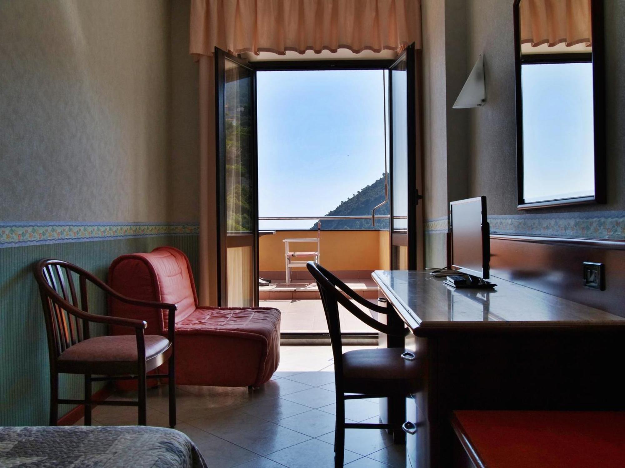 Double Room Sea View,1218431512:JPEG
