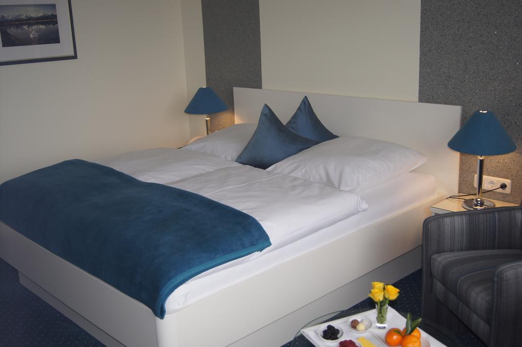 Double Room Shower