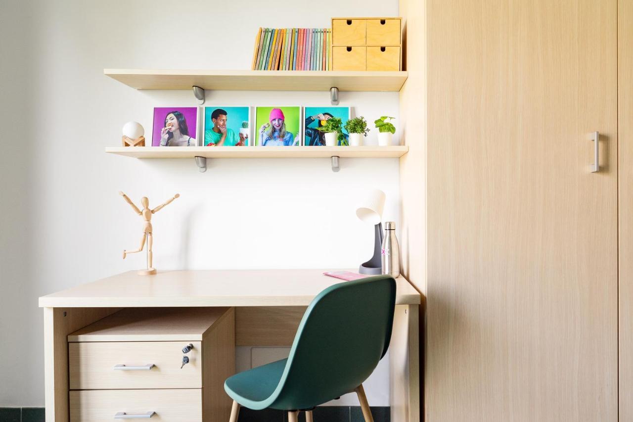 Large Double or Twin Room