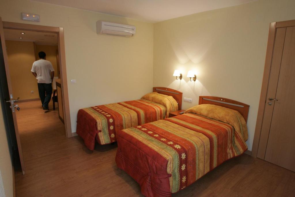 Twin Room,11065684:JPEG