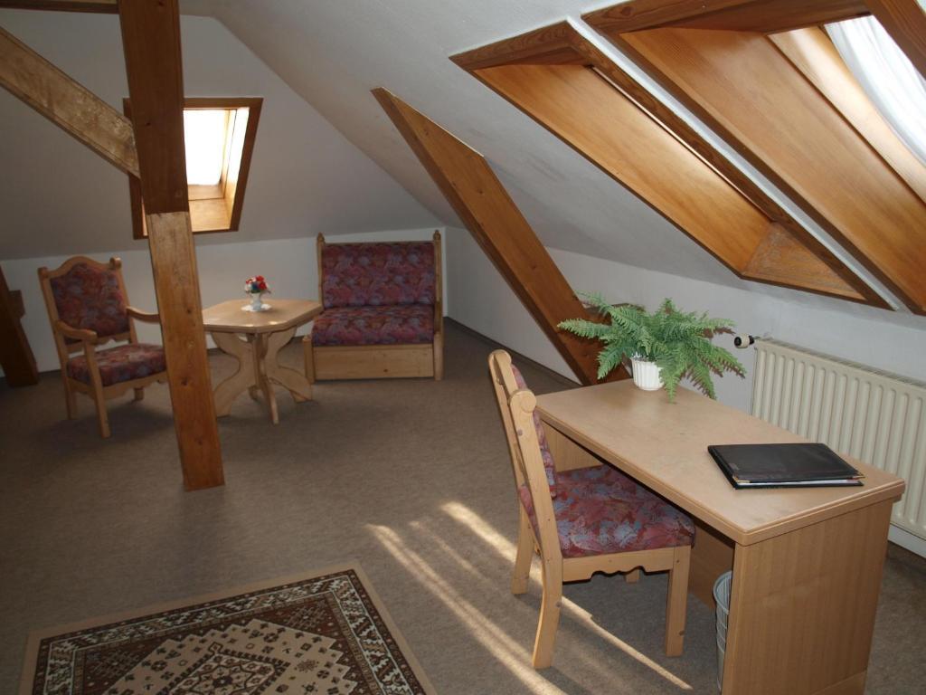 Apartment,1580339605:JPEG