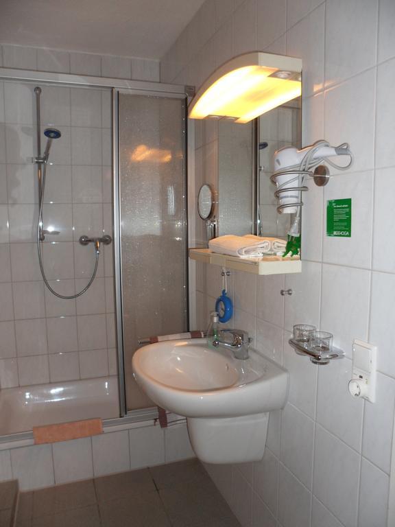 Single Room,325362664:JPEG