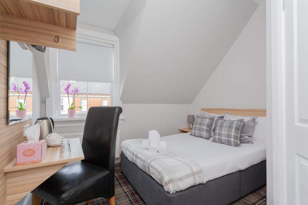 Double Room,1586126088:JPEG