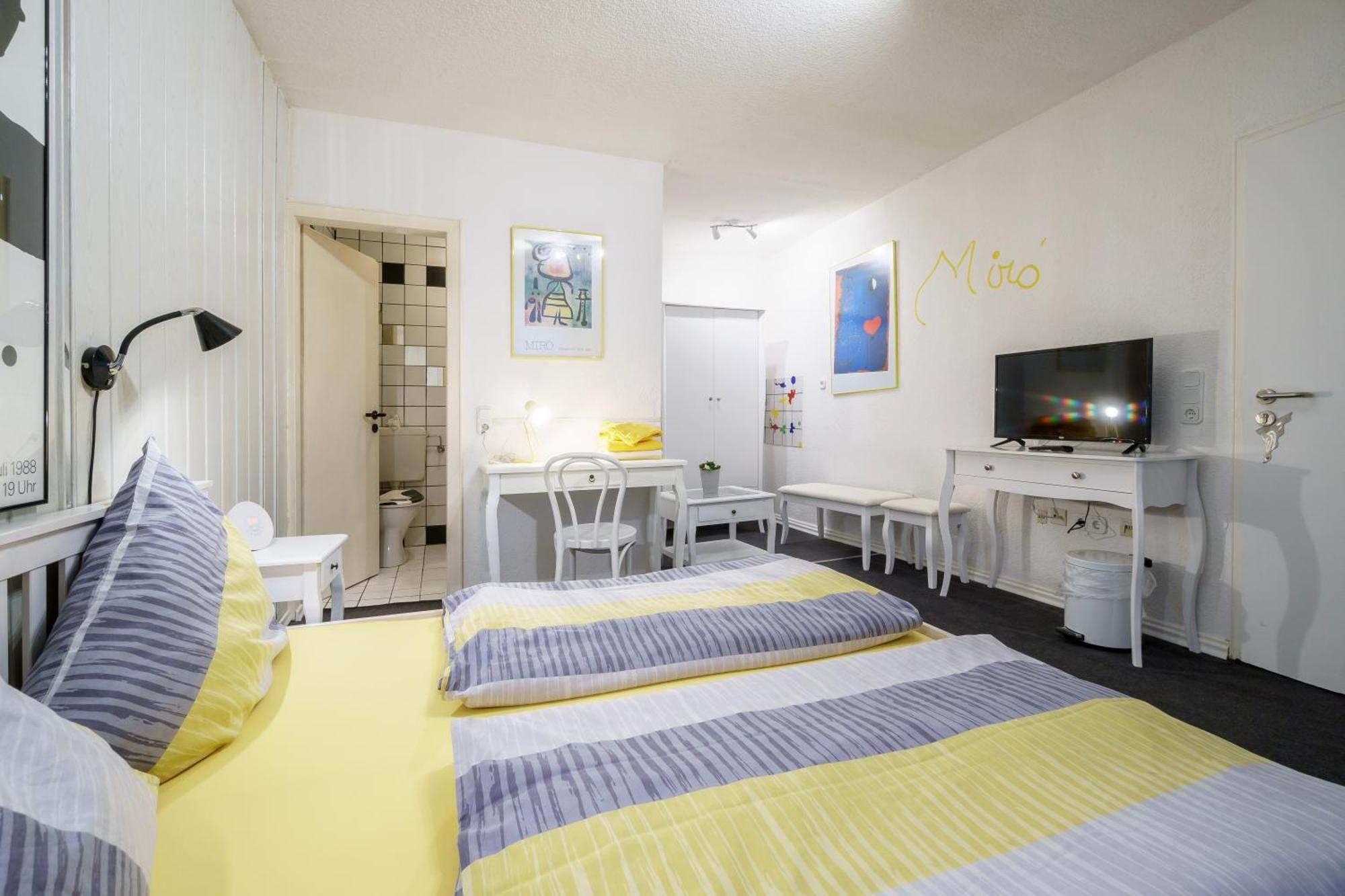 Double Room Private Bathroom