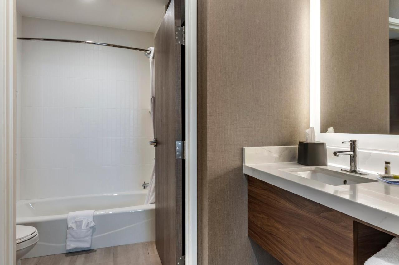 Studio Suite with Two Queen Beds - Non-Smoking