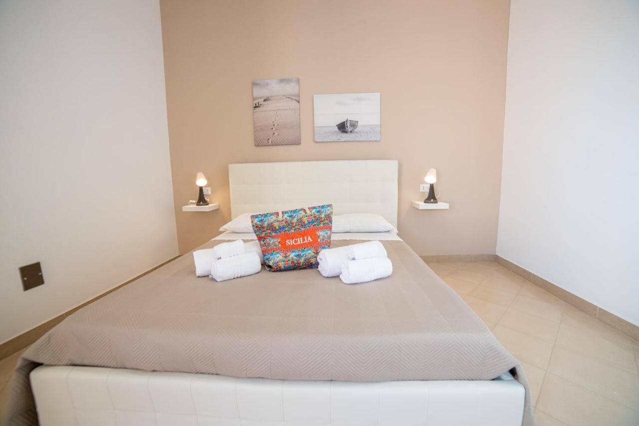 Double Room,1102026282:JPEG