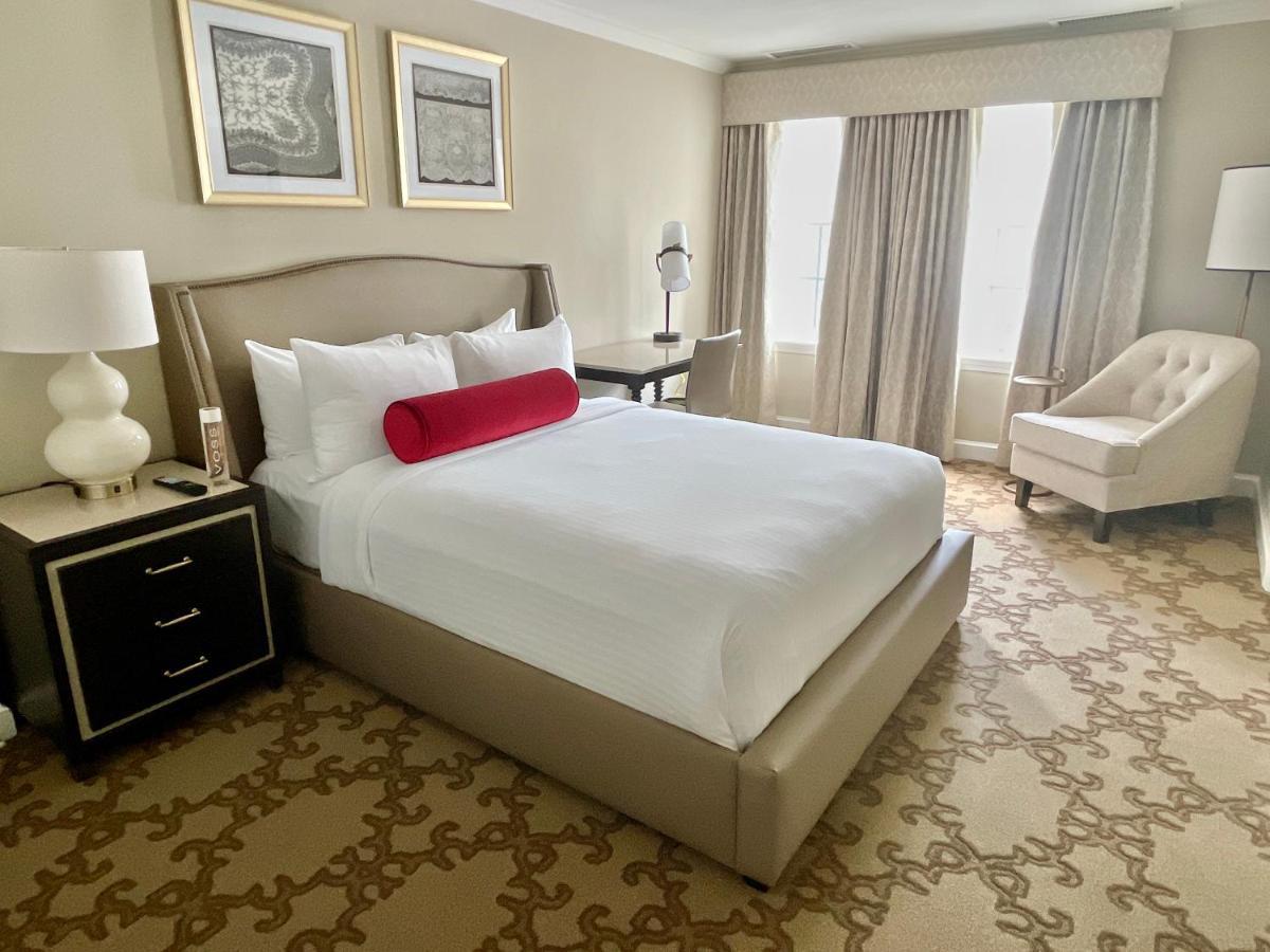 Queen Room,1102917300:JPEG