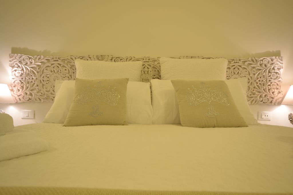 Single Room,822882362:JPEG
