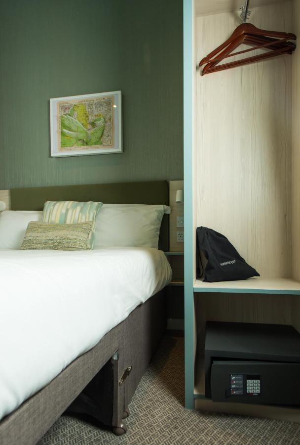 Double Room Private Bathroom