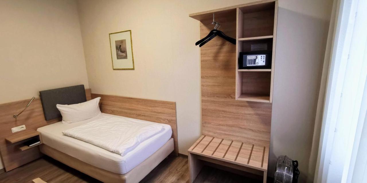 Budget Single Room