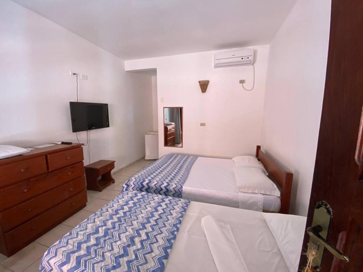 Quarto Duplo com Cama Extra