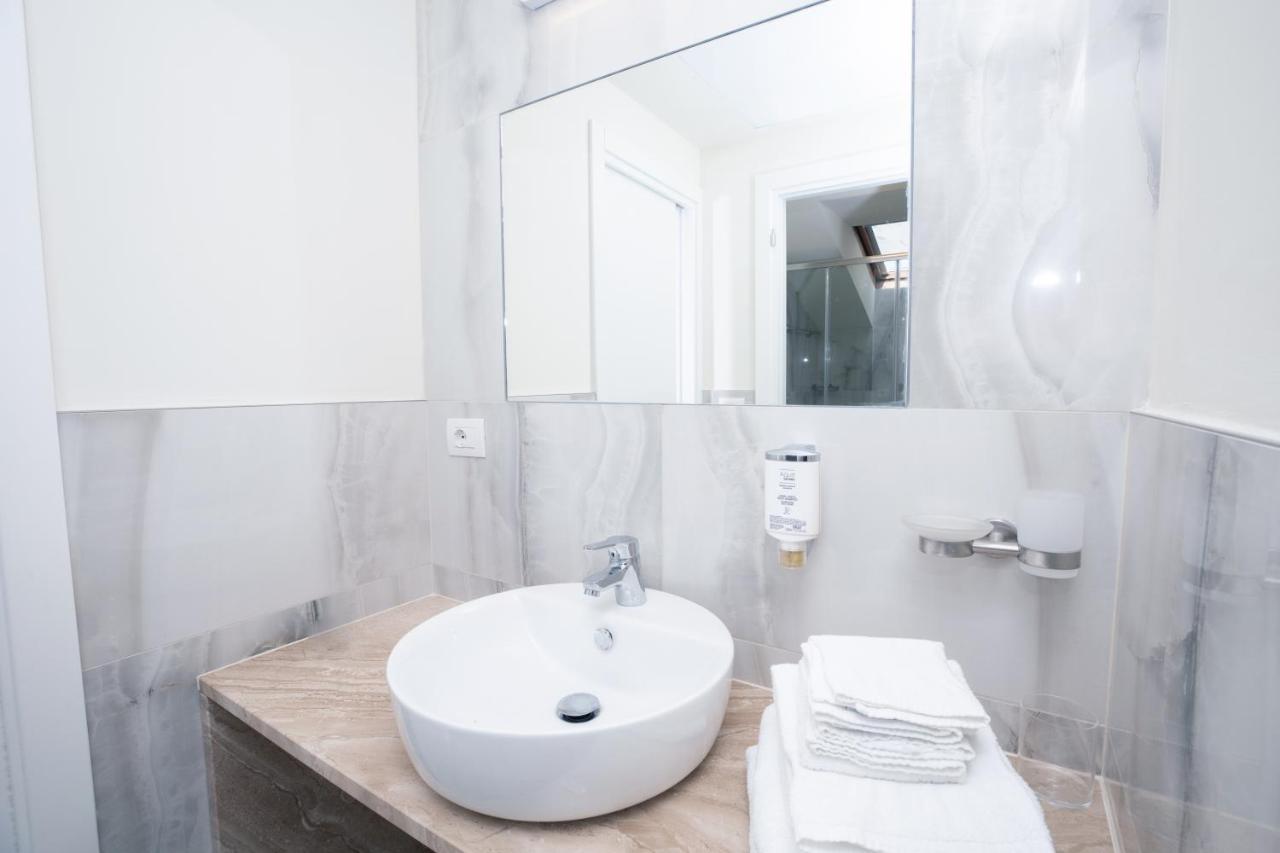 Budget Single Room