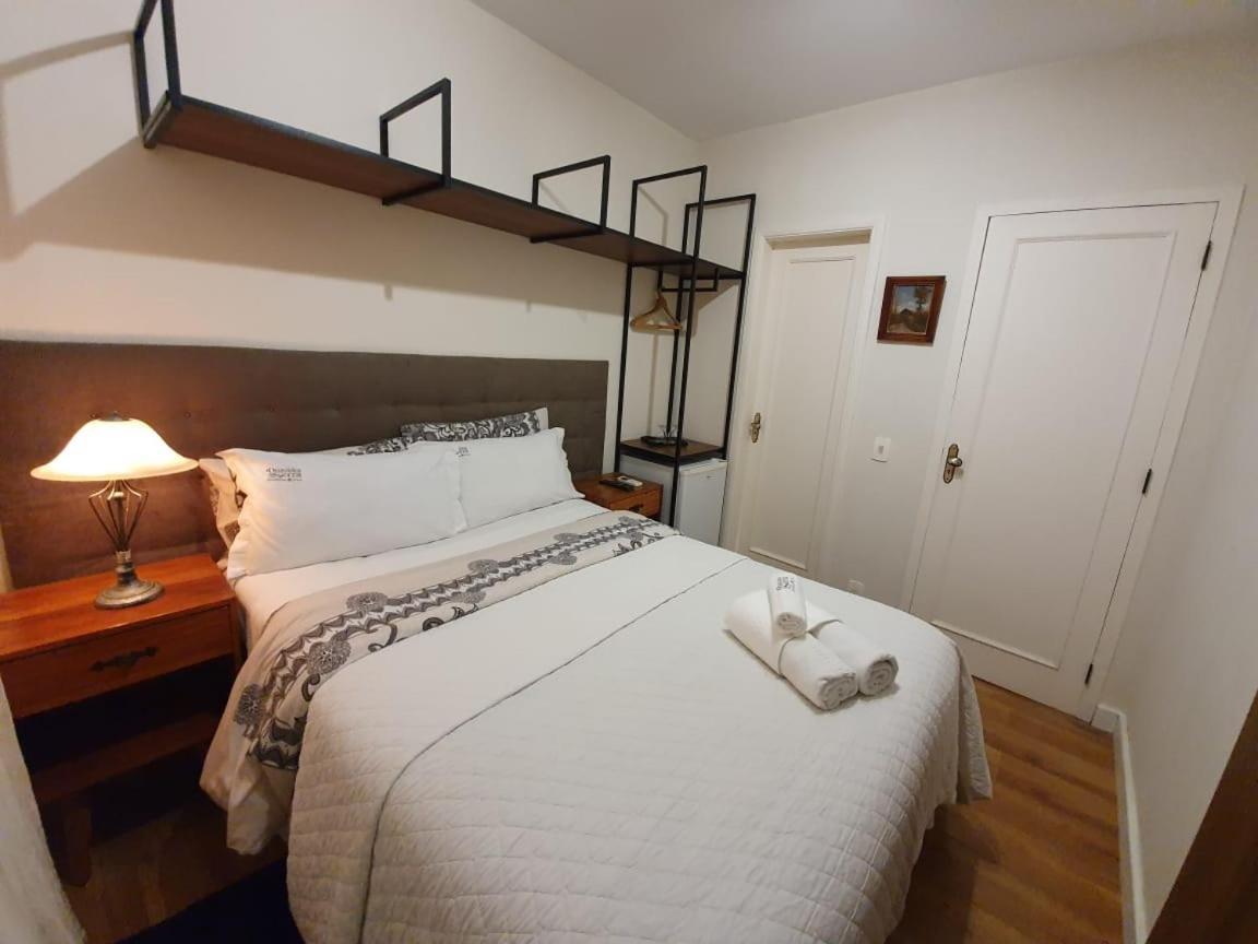 Standard Double Suite