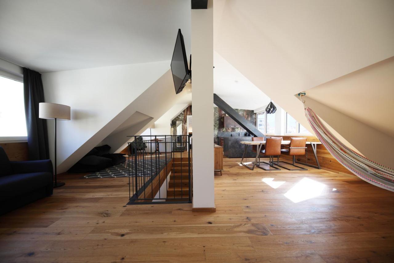 Apartment Mountain View